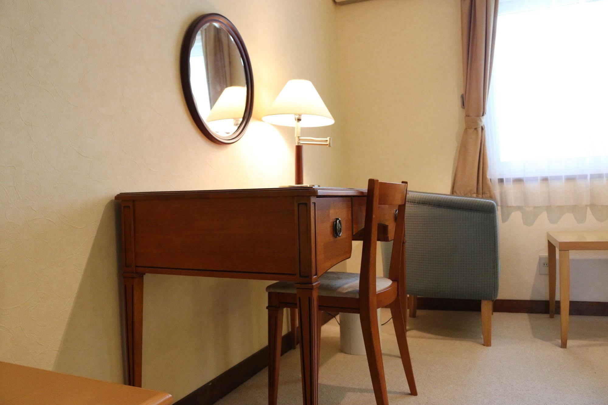 Petit Hotel Enchante Hakuba Esterno foto