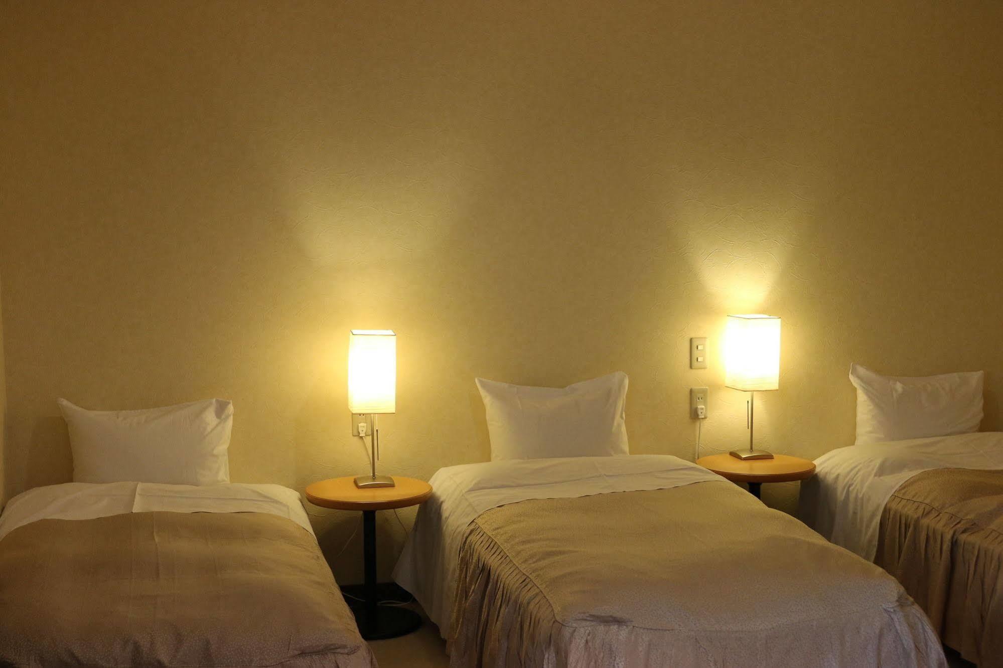 Petit Hotel Enchante Hakuba Esterno foto
